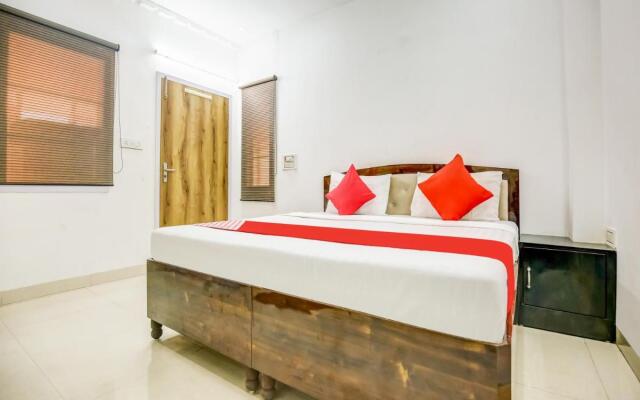 OYO 80485 Laser Tower Home Stay