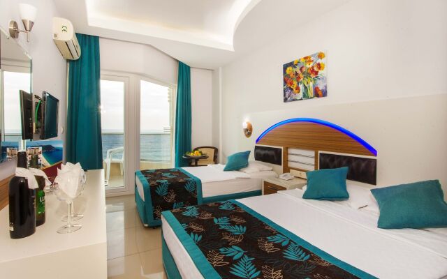 Kleopatra Ada Beach Hotel