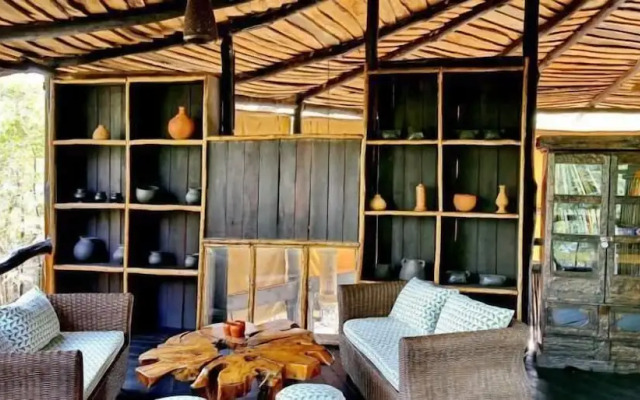 Pugdundee Safaris- Tree House Hideaway