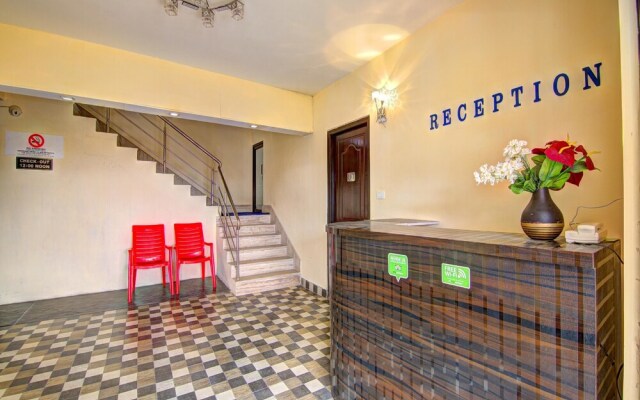OYO 12862 Hotel Lamaz Residency