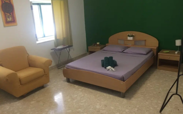 Maltese Rooms