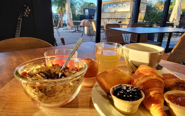 Ibis Lunel Petite Camargue