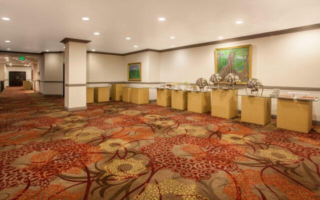 Crowne Plaza Panama by IHG