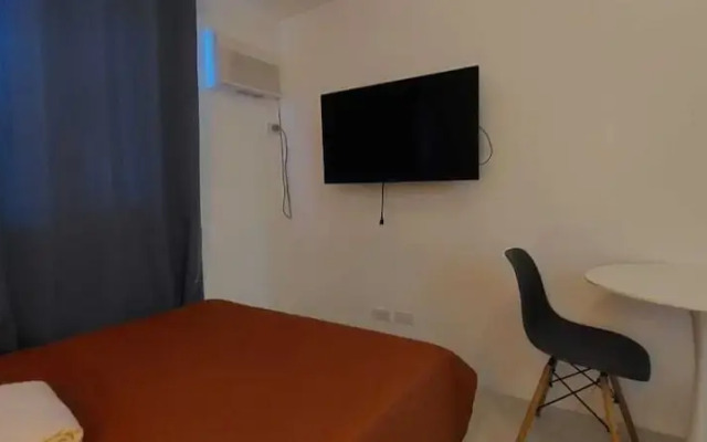 Roxas Blvd Ermita Studio US Embassy Mla