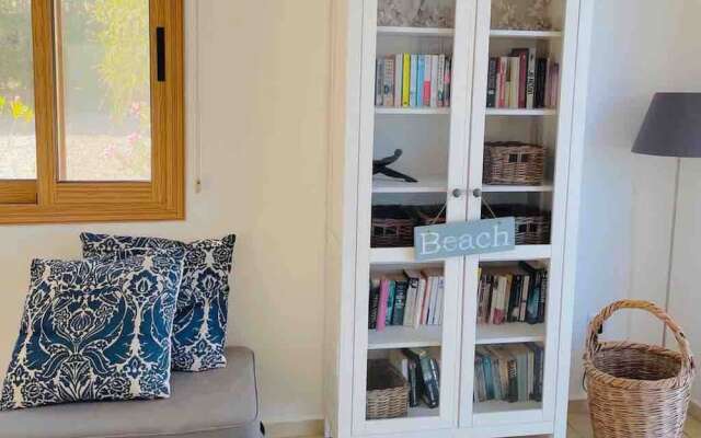Spacious Luxury Private Sea View Villa