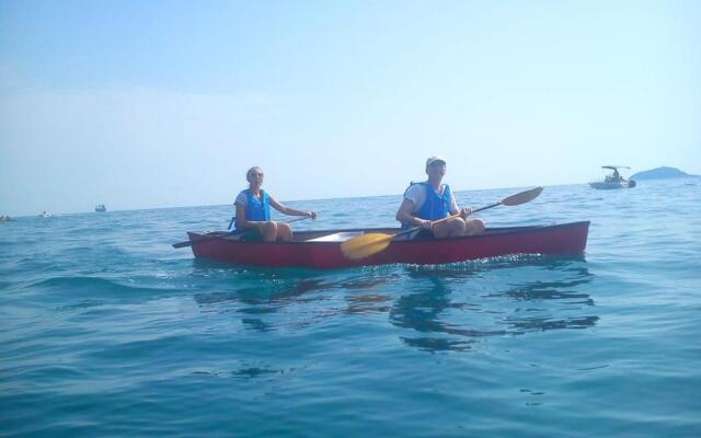 Mansard apart Alba - Sea 5 Terre-trekking-excursions-relax