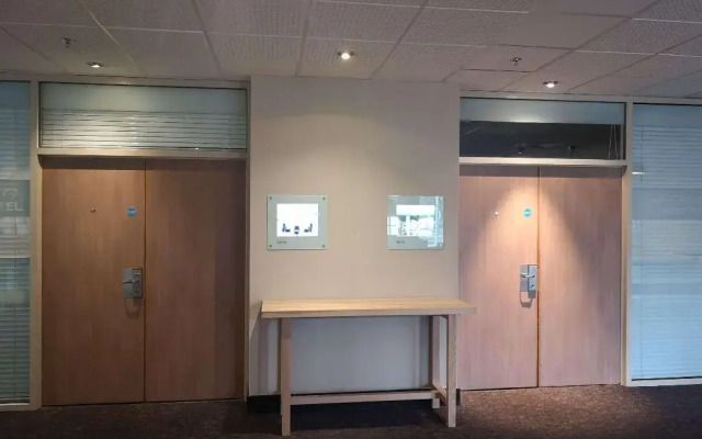 Novotel London Heathrow Airport M4 Jct. 4