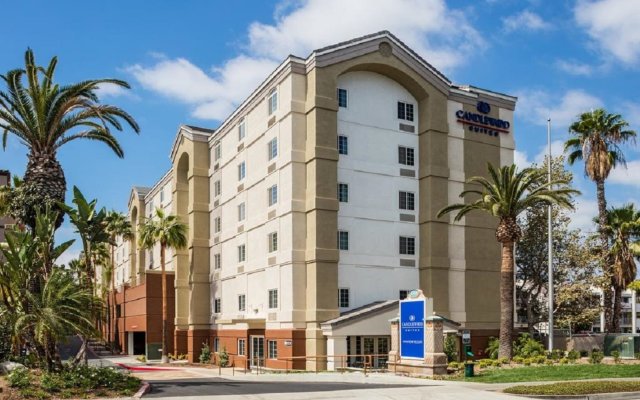 Candlewood Suites Anaheim - Resort Area, an IHG Hotel