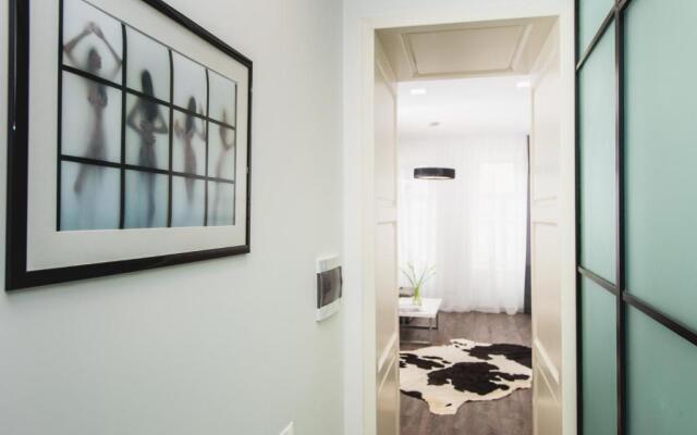 Apartment On Horodotska 13