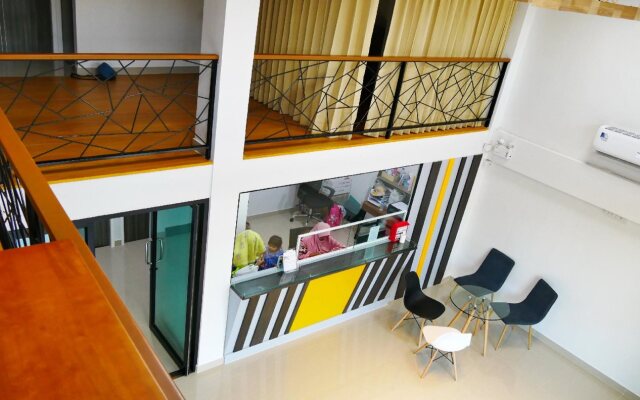 Riski Residence Bangbuathong