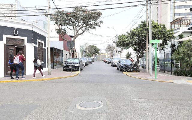 Lujoso y céntrico dpto en piso 6 de Miraflores
