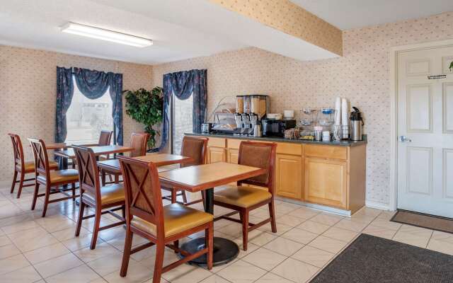 Econo Lodge Pearl - Jackson