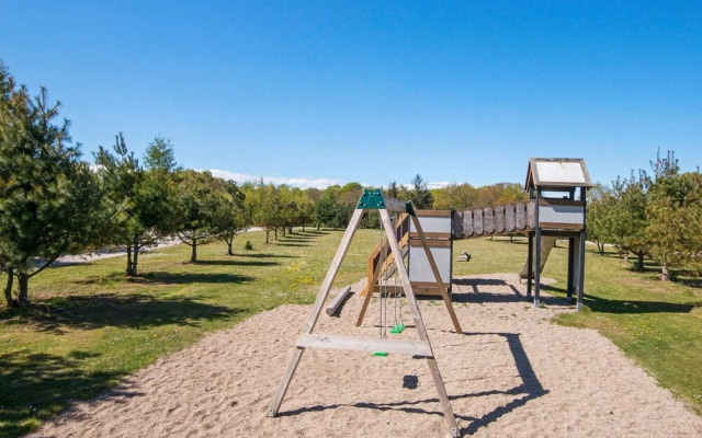 10 Person Holiday Home in Glesborg