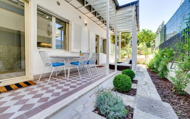 Luxury, Large Flat With Terrace on Vatican Walls