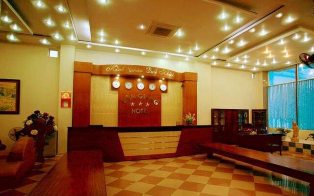 Van Giang Hotel
