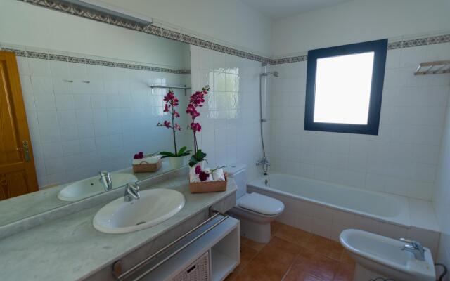 E37 Alexia in Playa Blanca