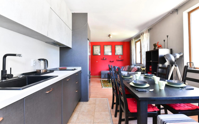 Gondola Flat Number 2