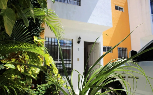 Whole House in the Center of Cancun