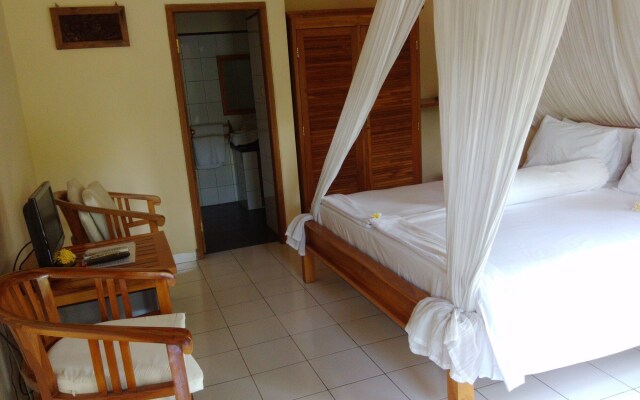 Starlight Restaurant & Bungalows