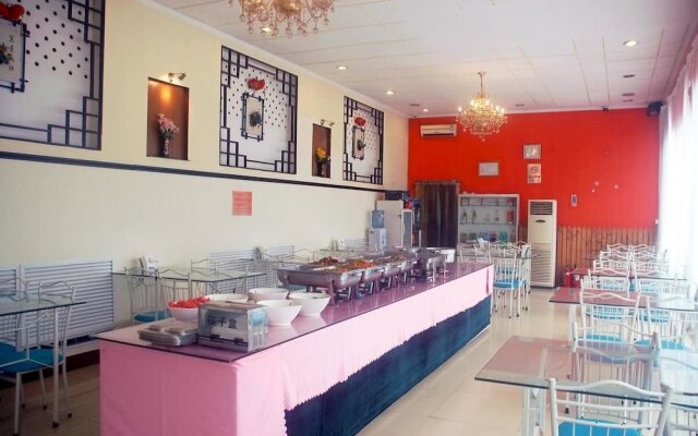 Hejia Hotel (Beijing Baiyun Road Fuxing Hospital)