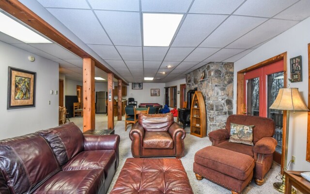 Slip Away Chalet 4 Bedroom House