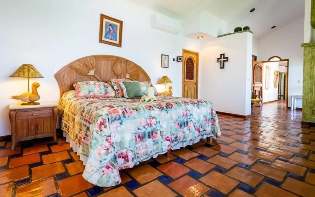 Joya de Pichilingue - Villa con piscina