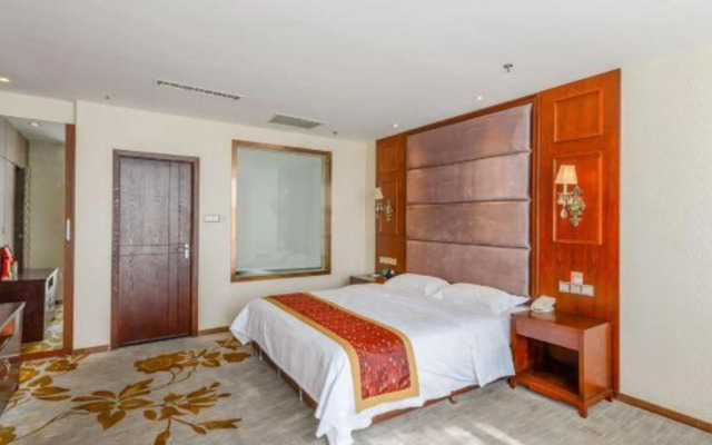 Starway Hotel (Changji Dongfang Plaza)