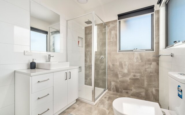 Rosewater Dromana