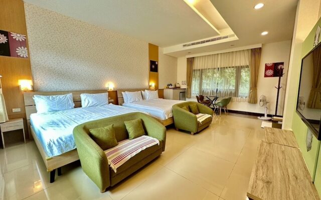 Li Wu Zuo Can B&B