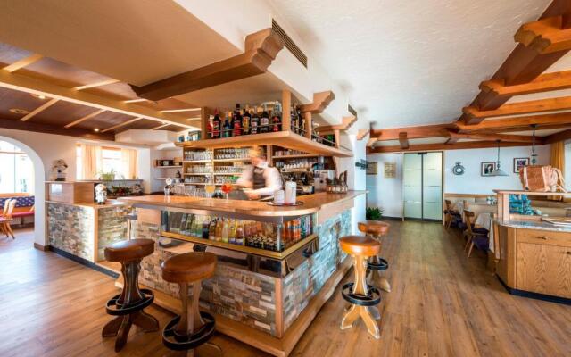 Hotel Alpenfrieden