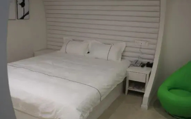 7722 Boutique Hotel