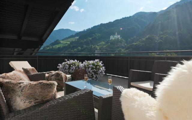 Burgus - Design Suites & Apartments