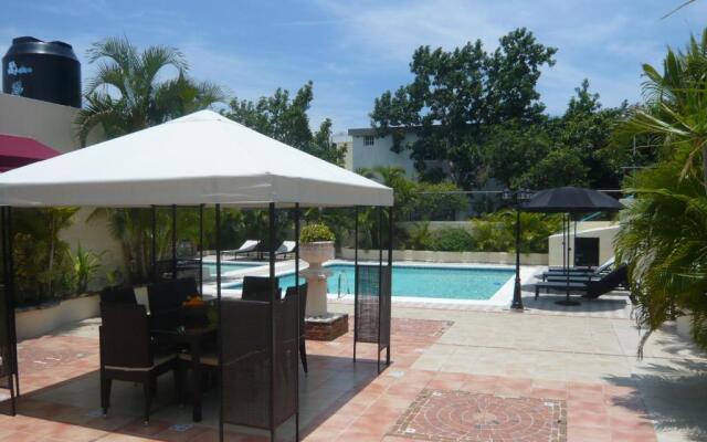 Villa Los Almendros - 2 Private Pools & Tennis & Pickle Ball