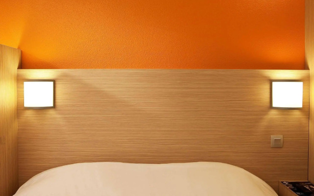 Première Classe Valenciennes Ouest - Petite Forêt