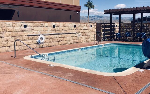 Best Western Plus Desert View Inn & Suites