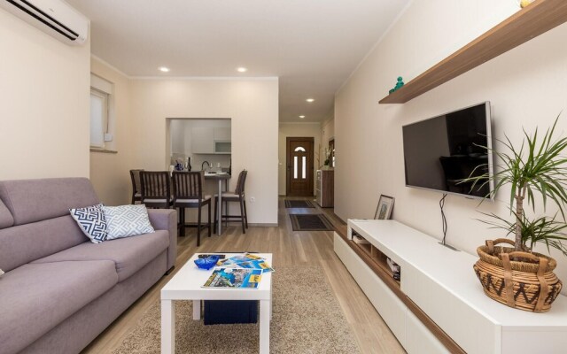 Nice Apartment in Lovran With Wifi and 1 Bedrooms