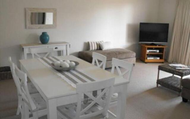 Fleur Court, Unit 9, 26-28 Head Street