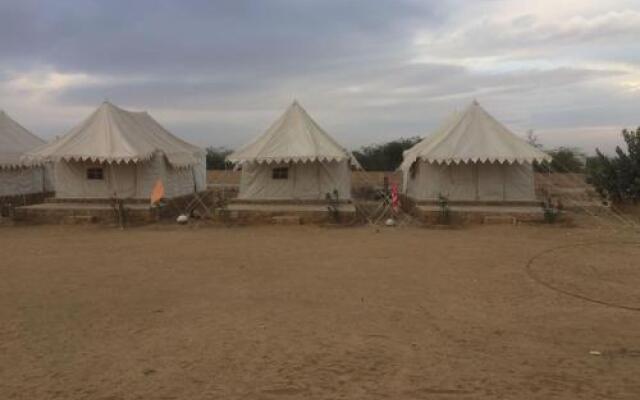 Royal Desert Safari Resort and Camp