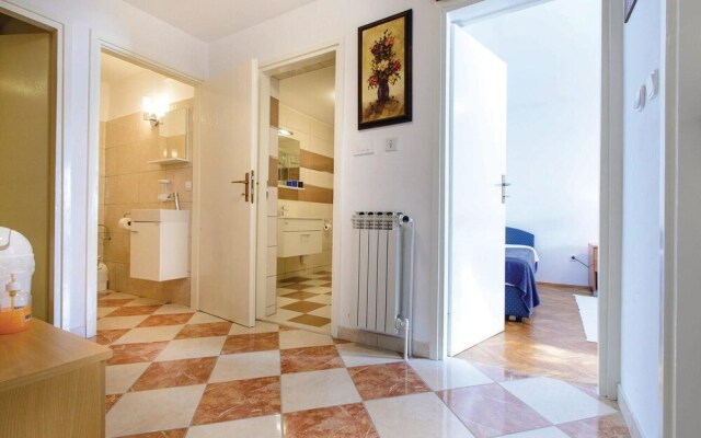 Beautiful Home in Dubrovnik With Wifi and 4 Bedrooms