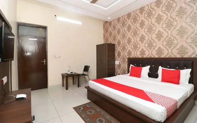 Samrat Regency By OYO Rooms