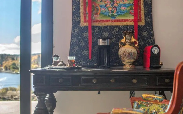 Quiet Mind Mountain Retreat