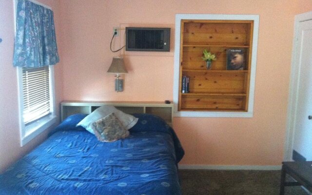 Vista Del Lago Lake House and Cottages