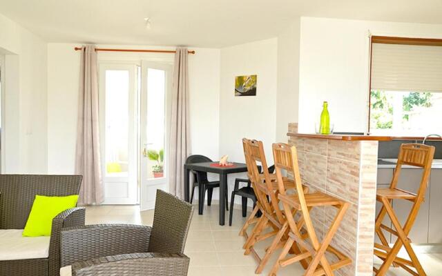 Apartment With 2 Bedrooms in Les Trois-îlets, With Wonderful Mountain