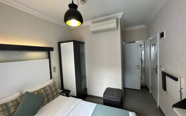 Platine Hotels & Suites