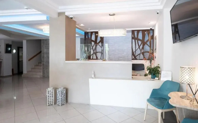 Hotel Akropol