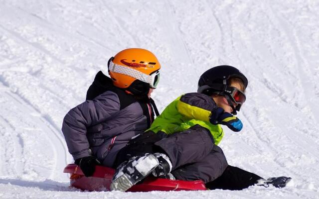 "Familientreff" in schöner moderner Ferienwohnung für 12 Personen im Oberharz!