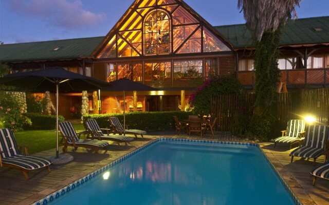 Knysna Log-Inn Hotel