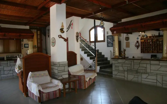 Armonia Hotel