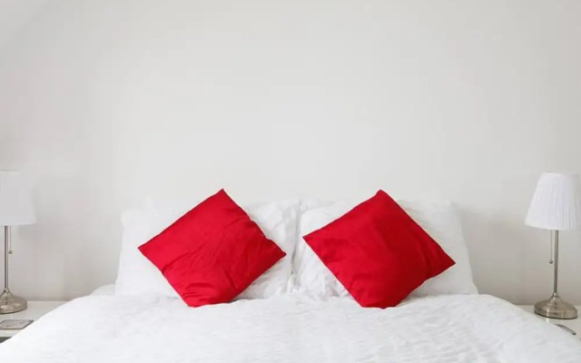 Lovely Selsey Apartment With sea Views Sleeps 4