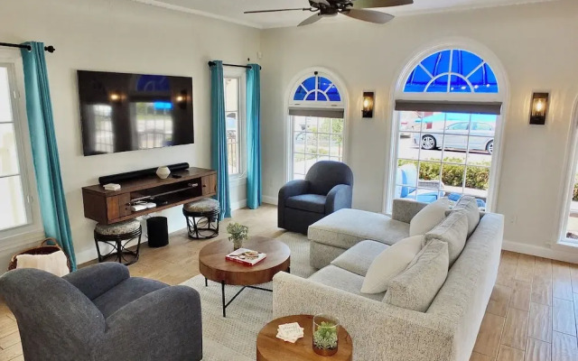 Belmont Shore Beach House